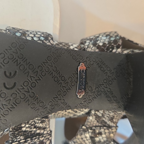 Vionic Blaire Snakeskin Leather Strappy Open Toe Chunky Sandals Size 6 - Picture 9 of 10